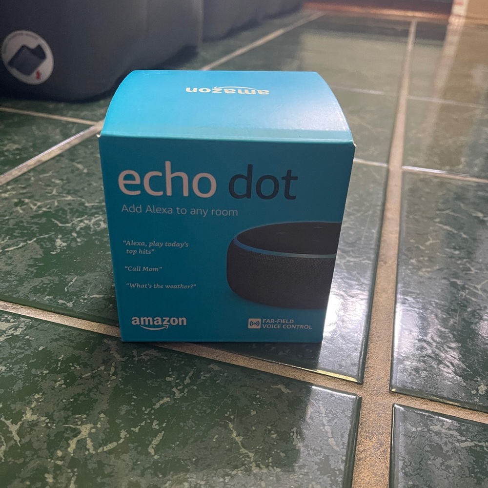 Amazon echo dot - Picture 1 of 5